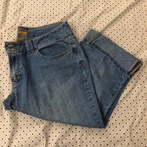 Blue capri/crop denim pants